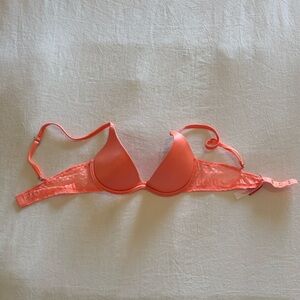 PINK Victoria Secret brand new scoopneck push up bra size 32A